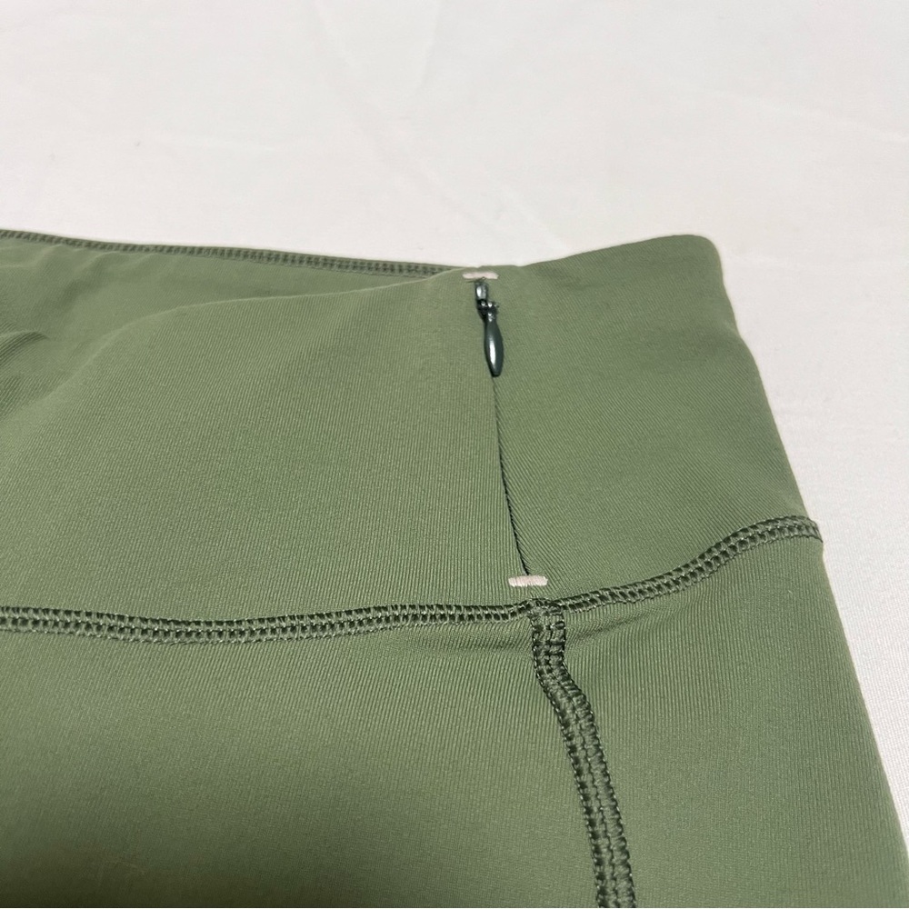 Green Mesh Panel Leggings - Picture 4 of 6